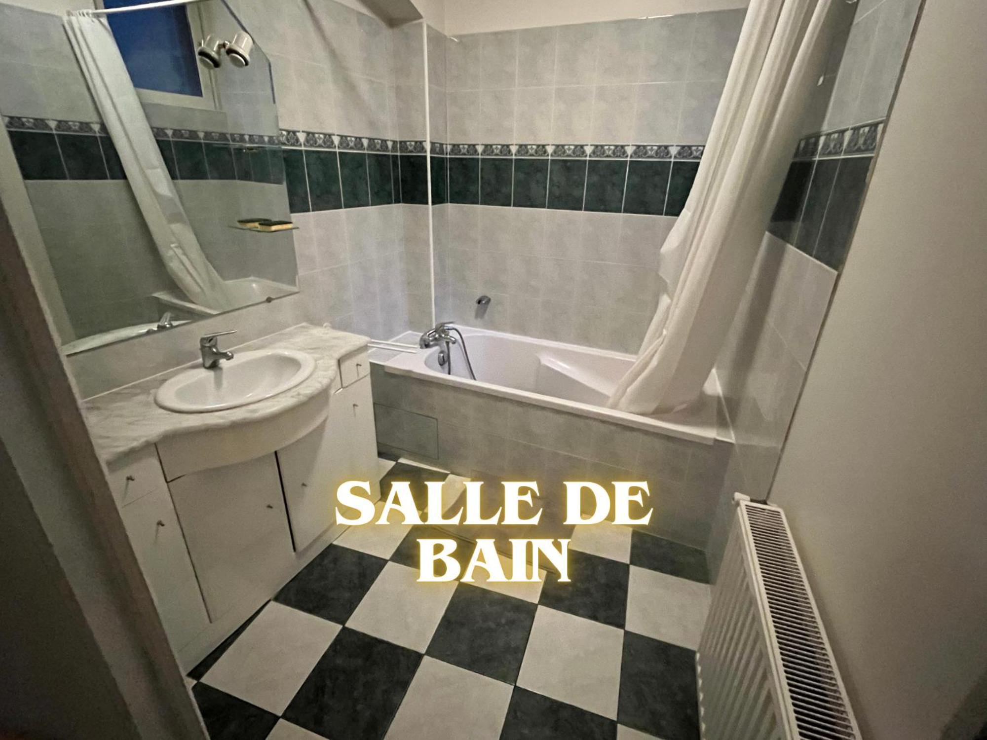 Apartament Etage Prive Autonome - Centre Historique Bourges Zewnętrze zdjęcie